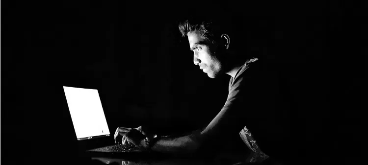 Fraudes no comércio eletrônico prejudicam a autoridade das empresas